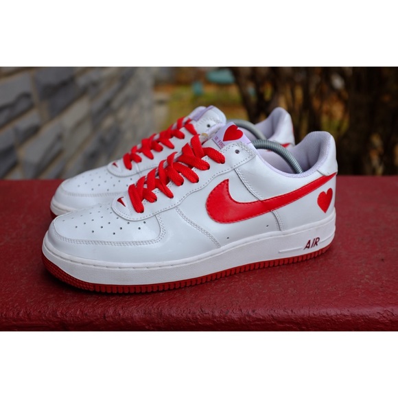 air force 1 valentine's day 2018